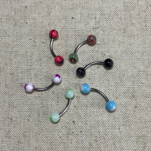 Surgical steel bellybutton ring - Picture 1 of 8